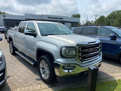 Used 2018 GMC Sierra 1500 SLT w/ SLT Premium Package