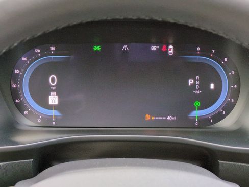 New 2025 Volvo XC40 B5 Plus w/ Protection Package Premier image 26