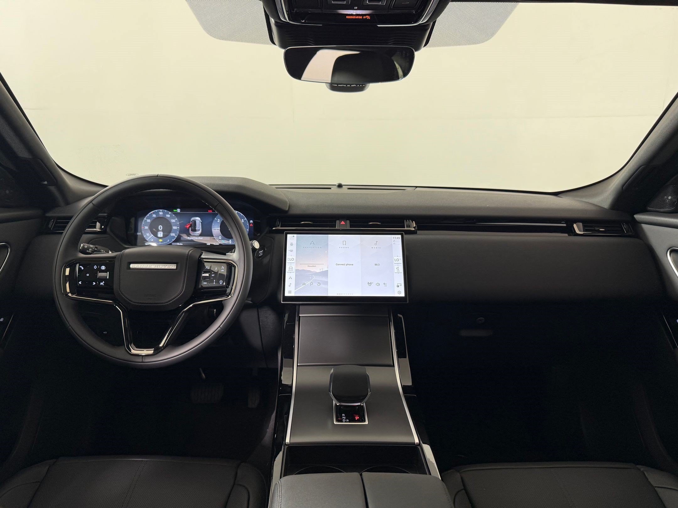 New 2026 Land Rover Range Rover Velar S AWD/4WD image 16