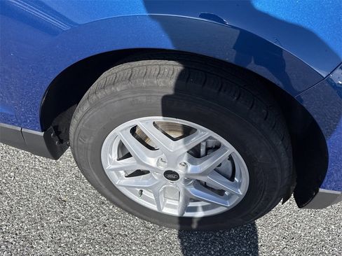 Used 2024 Ford Edge SEL image 12