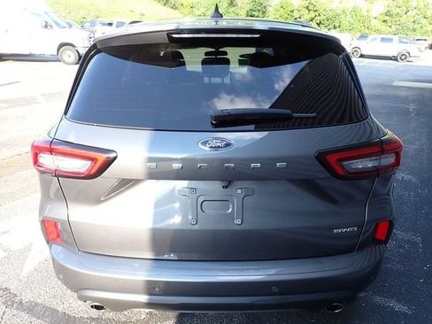 Used 2023 Ford Escape ST-Line w/ Tech Pack #1 AWD/4WD image 6