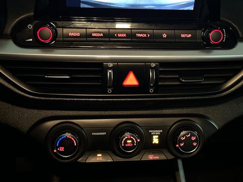 Certified 2023 Kia Forte LXS image 26