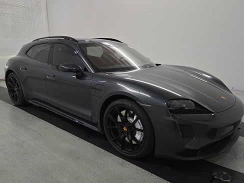 Used 2024 Porsche Taycan GTS image 1