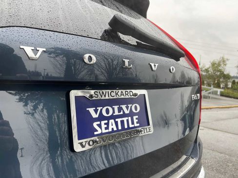 Used 2023 Volvo XC90 B6 Plus w/ Protection Package Premier image 10