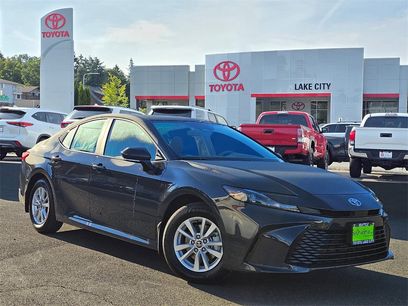 New 2025 Toyota Camry LE
