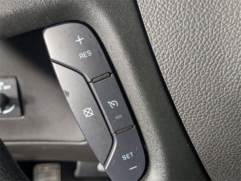 Used 2024 Chevrolet Express 2500 w/ Driver Convenience Package image 15