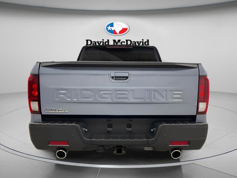 New 2026 Honda Ridgeline Black Edition image 5