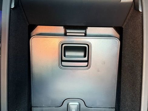 Used 2015 Mercedes-Benz S 63 AMG 4MATIC Sedan image 12