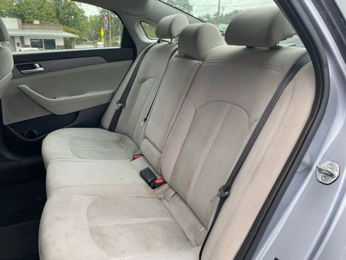 Used 2016 Hyundai Sonata SE image 18