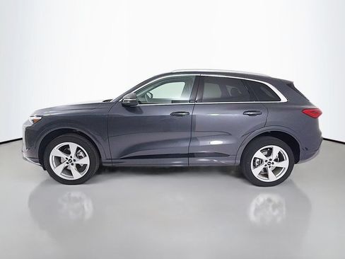 Used 2025 Audi Q5 Premium Plus w/ Premium Plus AWD/4WD image 4