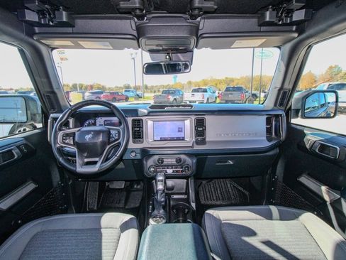 Used 2023 Ford Bronco Outer Banks image 10