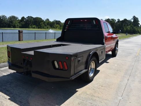 Used 2017 RAM 3500 Tradesman w/ Chrome Appearance Group AWD/4WD image 5