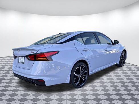 New 2026 Nissan Altima 2.5 SR FWD image 7
