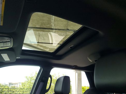 Used 2025 Dodge Durango R/T image 20