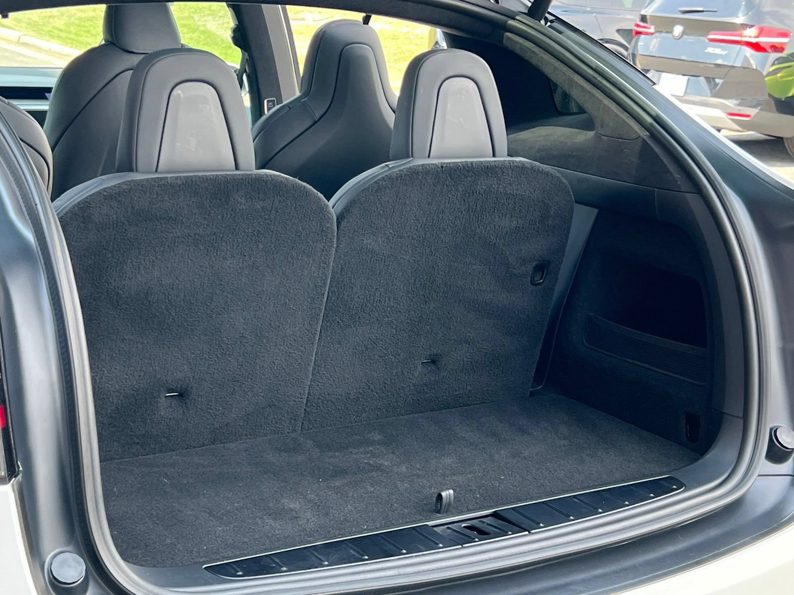 Used 2023 Tesla Model X AWD/4WD image 32