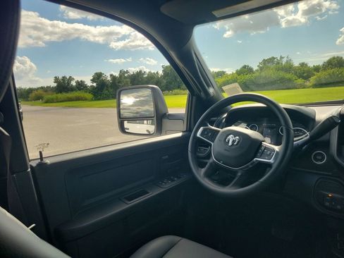 New 2026 RAM 3500 Tradesman image 15