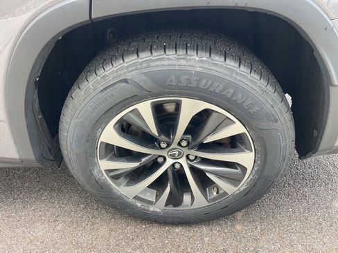 Used 2021 Lexus RX 350L Premium image 16