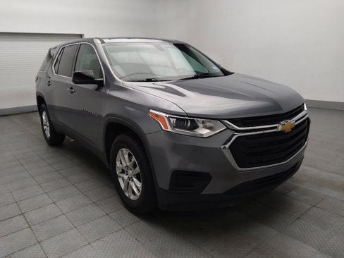 Used 2020 Chevrolet Traverse LS FWD image 13