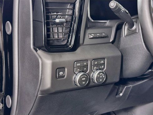 New 2026 GMC Sierra 3500 AT4 w/ AT4 Premium Plus Package AWD/4WD image 4