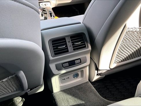 Used 2025 Audi Q5 2.0T Premium Plus image 33