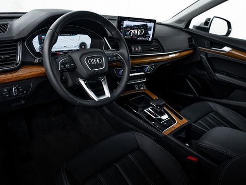 Certified 2023 Audi Q5 2.0T Premium Plus w/ Premium Plus Package image 9