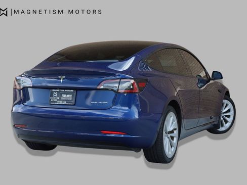 Used 2022 Tesla Model 3 Long Range AWD/4WD image 8