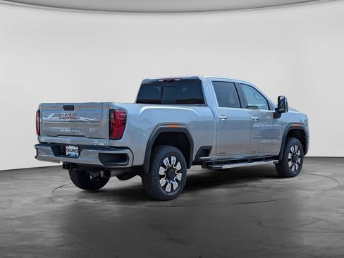 New 2026 GMC Sierra 3500 Denali w/ Denali Reserve Package AWD/4WD image 22