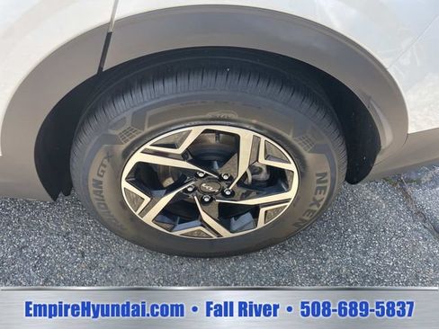 Used 2024 Kia Sportage LX FWD image 12