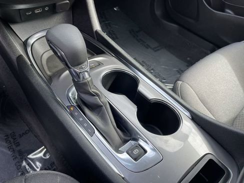 Used 2024 Chevrolet Malibu LT FWD image 21