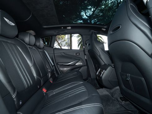 Used 2025 Aston Martin DBX 707 AWD/4WD image 17
