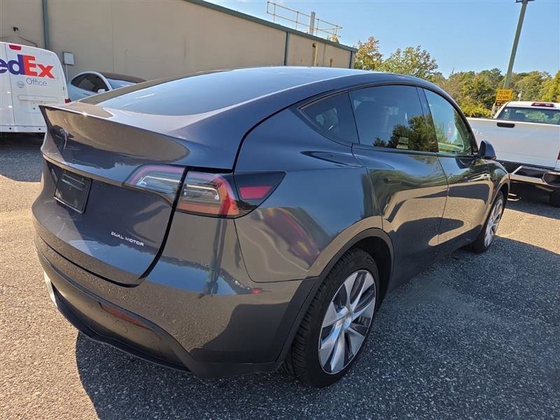 Used 2023 Tesla Model Y Long Range AWD/4WD image 9