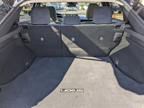 Used 2023 Lexus RZ 450e Premium image 23