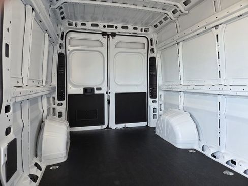 New 2026 RAM ProMaster 2500 w/ Convenience Group FWD image 19