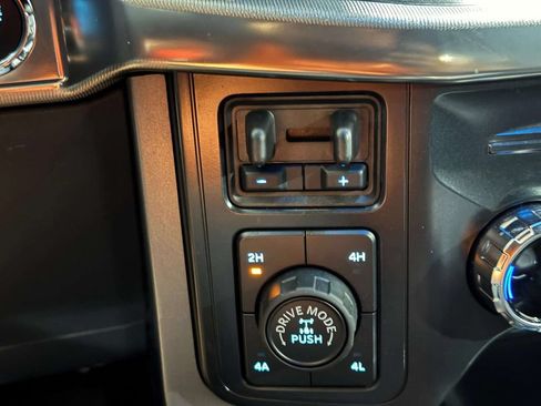 Used 2025 Ford F150 Lariat w/ Equipment Group 501A Mid AWD/4WD image 13