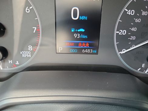 Used 2025 Toyota Corolla LE FWD image 25