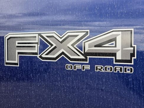 New 2026 Ford F250 Lariat w/ Black Appearance Package image 36