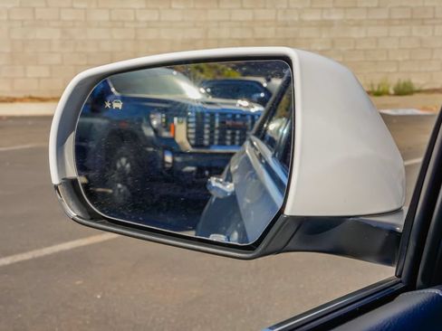 Used 2021 Cadillac CT4 Premium Luxury RWD image 14