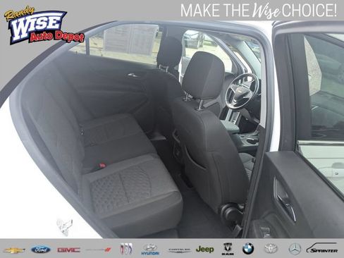 Used 2021 Chevrolet Equinox LT FWD image 19