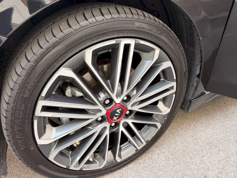 Used 2021 Kia Forte GT w/ GT2 Package FWD image 18