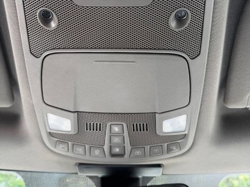 Used 2017 Ford F150 Lariat w/ Equipment Group 502A Luxury AWD/4WD image 29