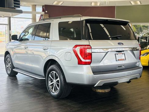 Used 2020 Ford Expedition XLT w/ Equipment Group 202A AWD/4WD image 13
