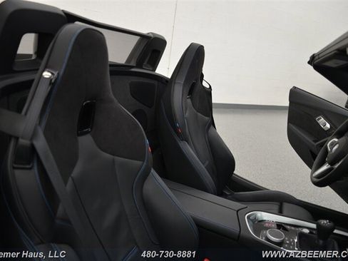 Used 2025 BMW Z4 M40i w/ Edition image 20
