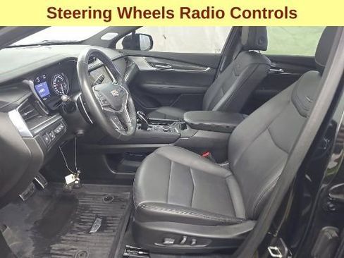 Used 2023 Cadillac XT5 Sportv w/ Technology Package AWD/4WD image 8