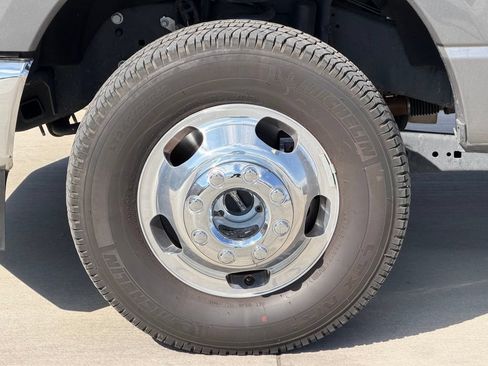 Used 2025 Ford F350 XL w/ 360-Degree Camera Package AWD/4WD image 13