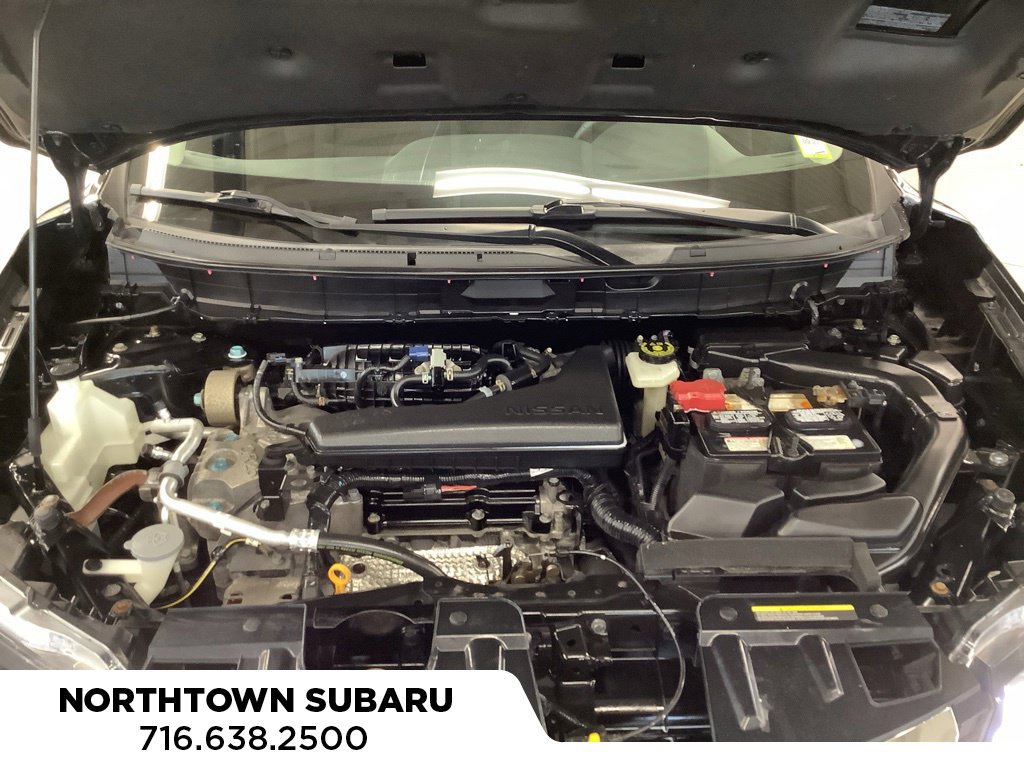 Used 2020 Nissan Rogue SV AWD/4WD image 16