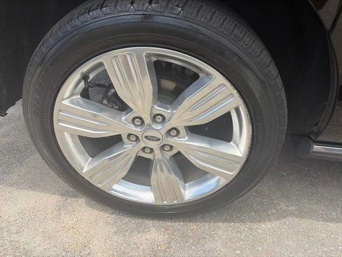 Used 2023 Ford Expedition Max Platinum RWD image 21