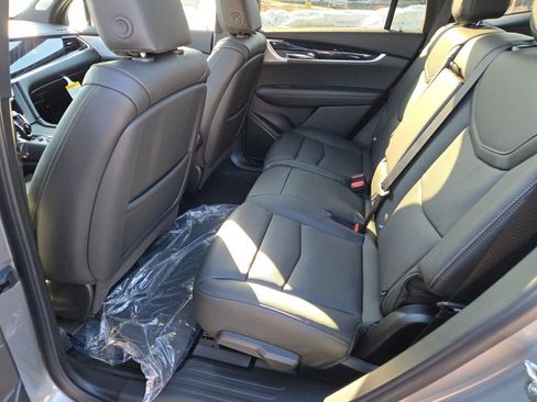 New 2025 Cadillac XT6 Premium Luxury w/ LPO, Floor Liner Package image 19