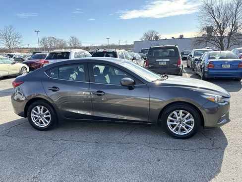 Used 2017 MAZDA MAZDA3 Sport w/ Preferred Equipment Package image 7