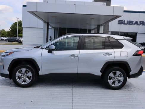 Used 2024 Toyota RAV4 XLE AWD/4WD image 2