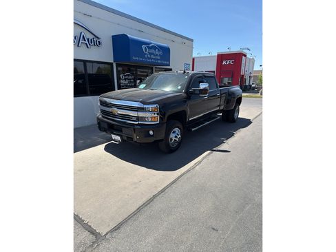Used 2016 Chevrolet Silverado 3500 LTZ w/ Duramax Plus Package AWD/4WD image 2
